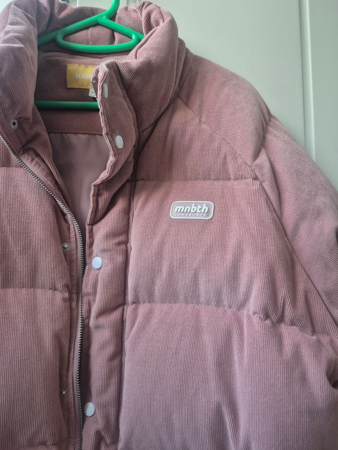 (최예나 착용) 메인부스 코듀로이 숏패딩 상품이미지6