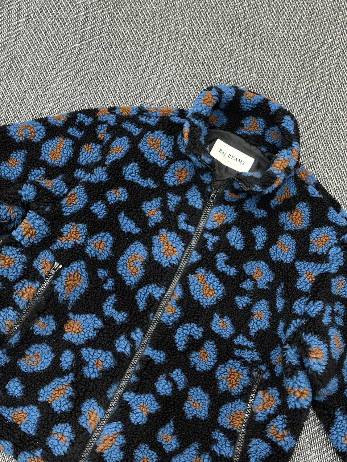 레이빔즈 레오파드 보아퍼블루종  상품이미지4