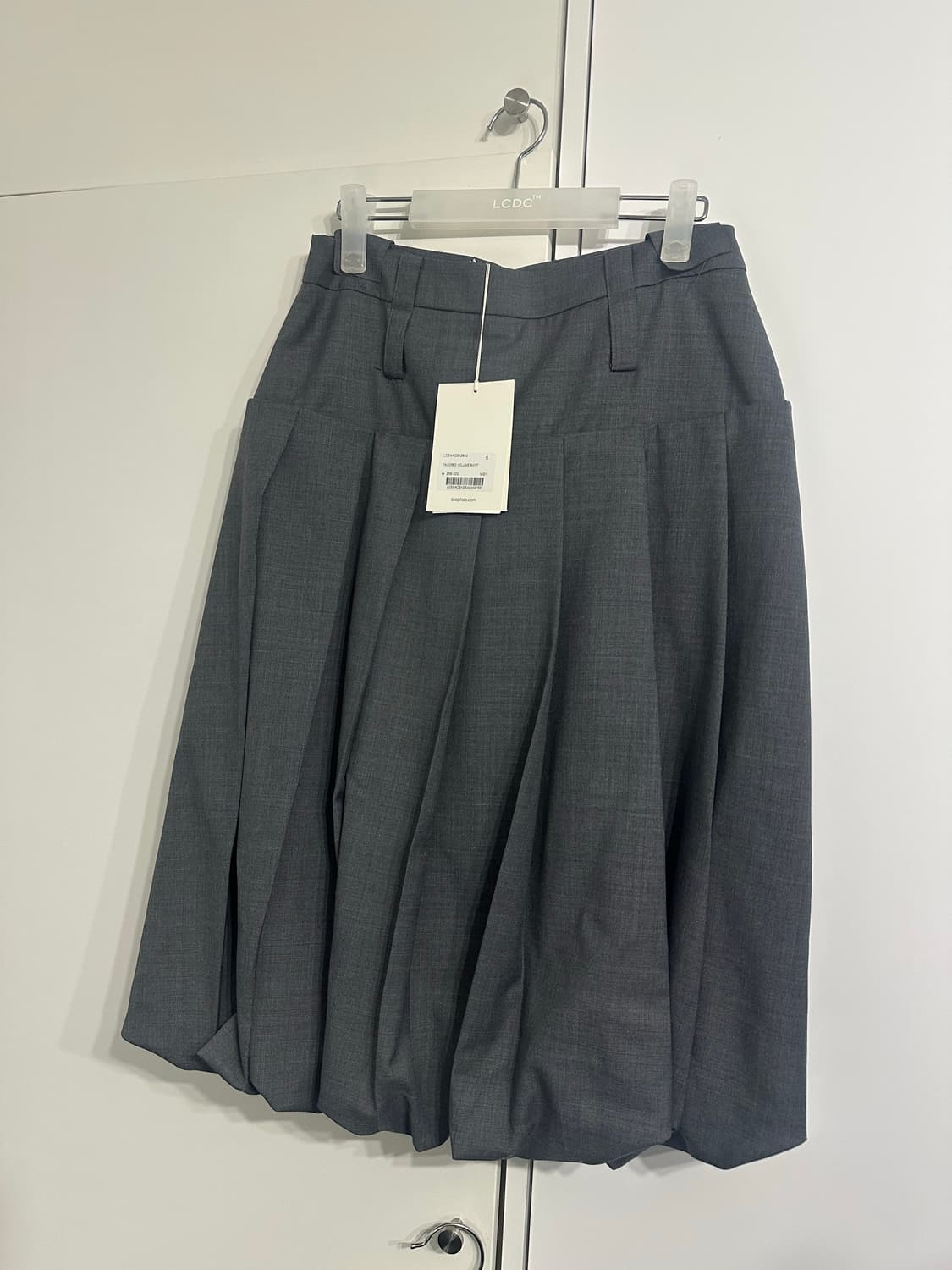 엘씨디씨 테일러드 볼륨 스커트 그레이 상품이미지2
