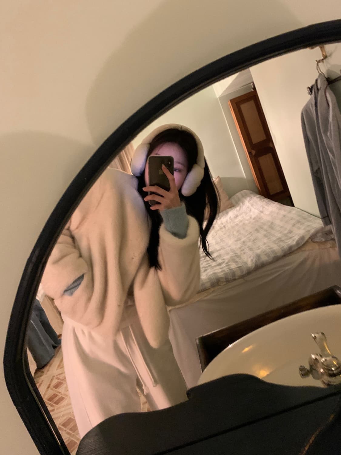 온트 홀리데이 퍼자켓 퍼 코트 뽀글이 타낫 샵리즈 온드민 포에토 위아썸 상품이미지6