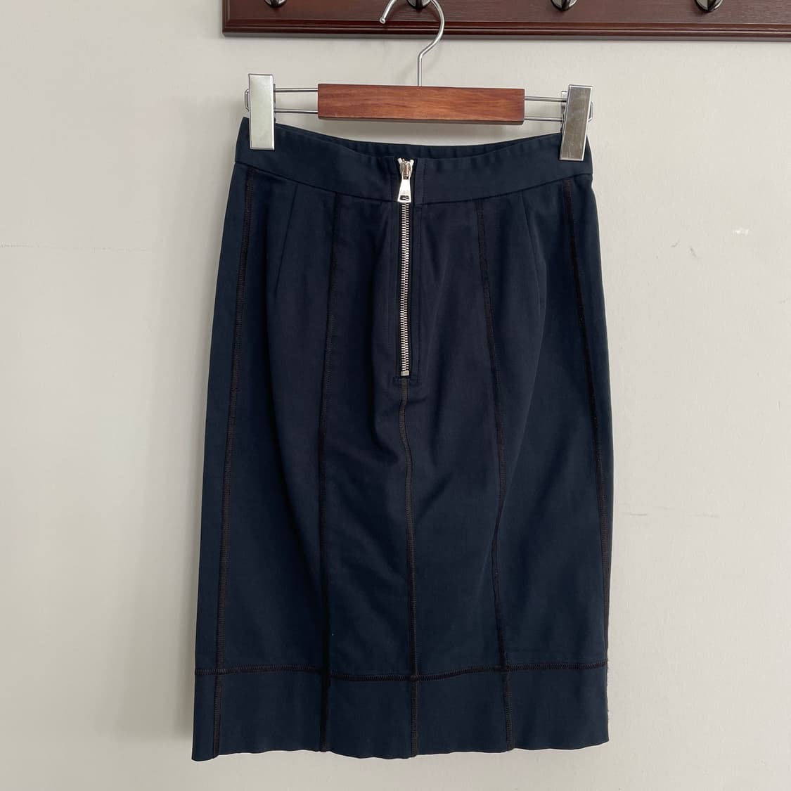 돌체앤가바나 네이비 미디 스커트 상품이미지2