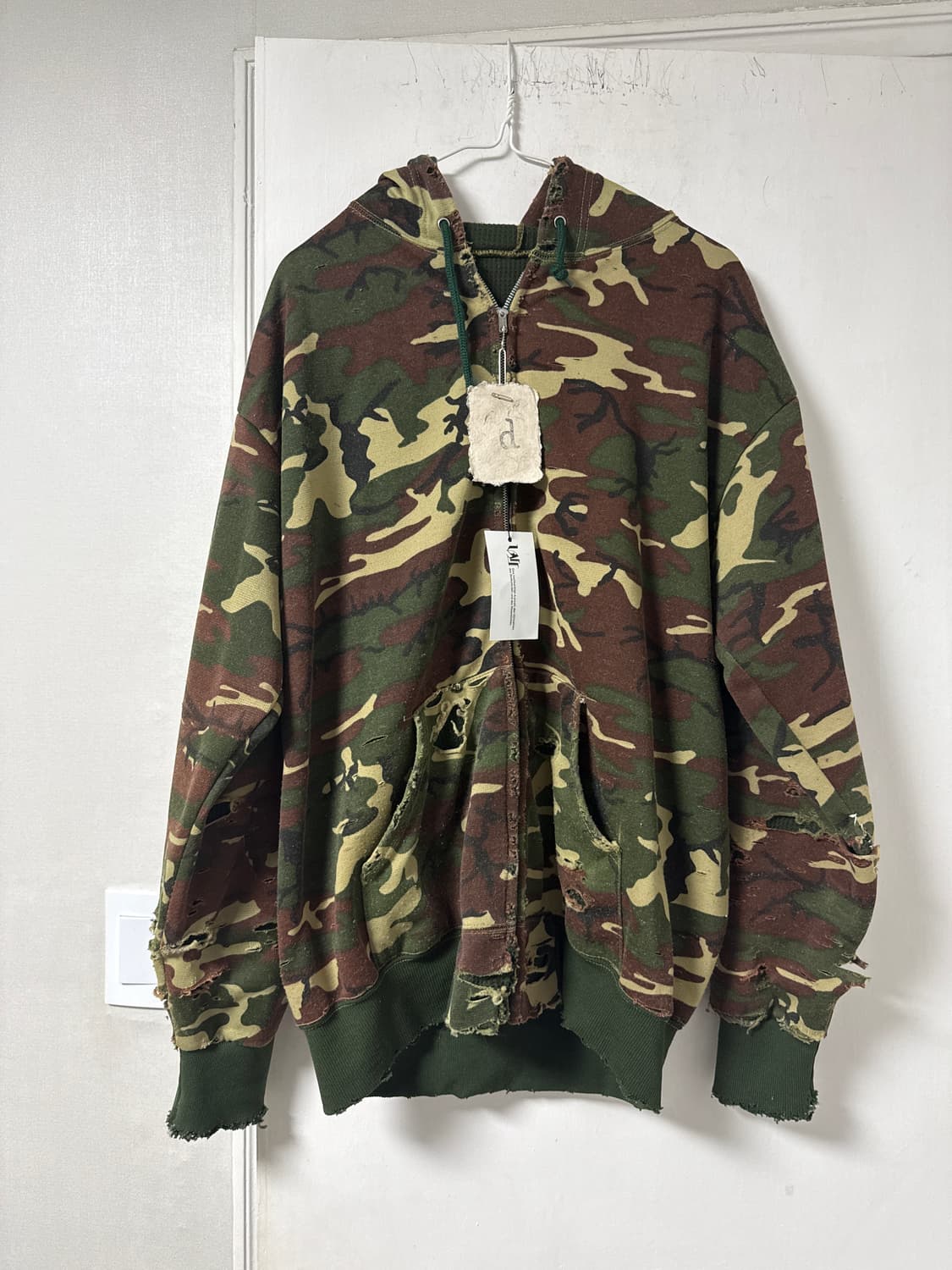 디디에르웨어 70s 카모플라주 디스트레스드 후드 집업파카 상품이미지2