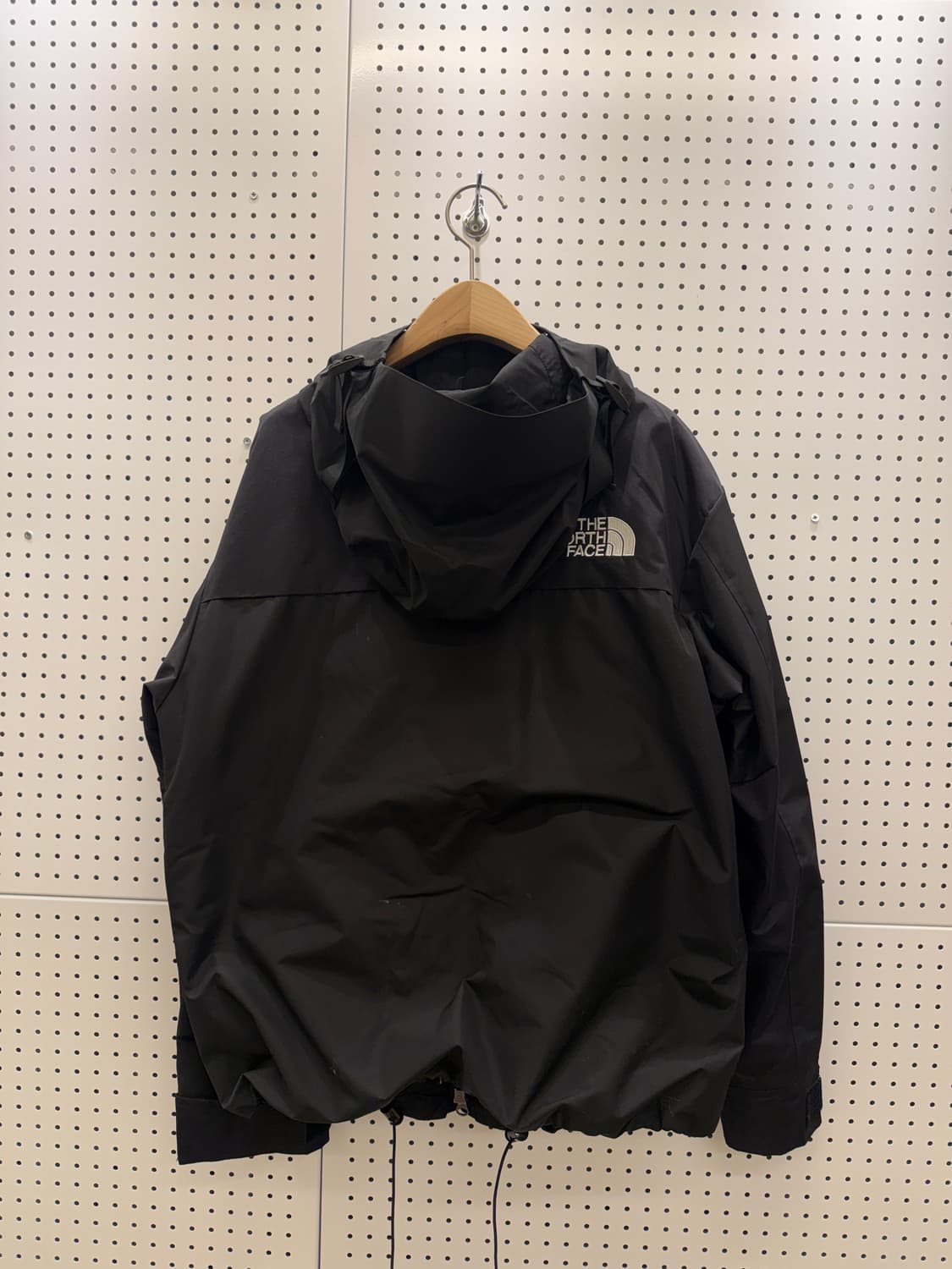 더 노스 페이스 고어텍스 후디드 패딩 자켓 U527 상품이미지3