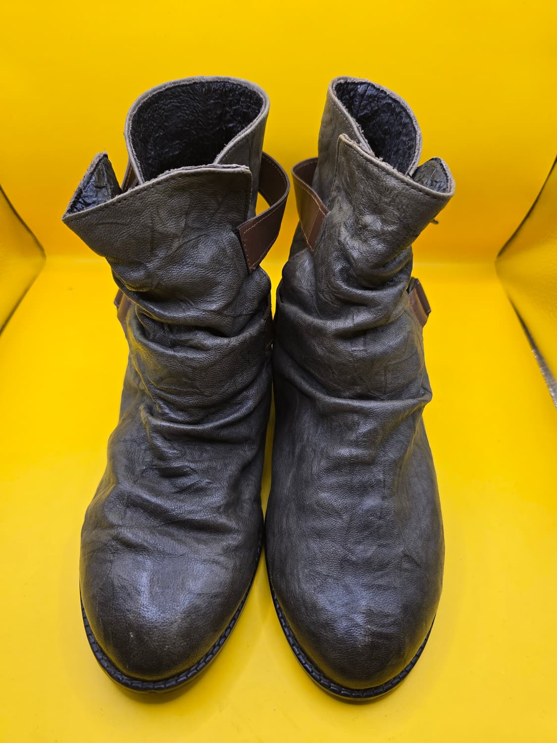 오브엠 리얼가죽 앵클부츠255 상품이미지1