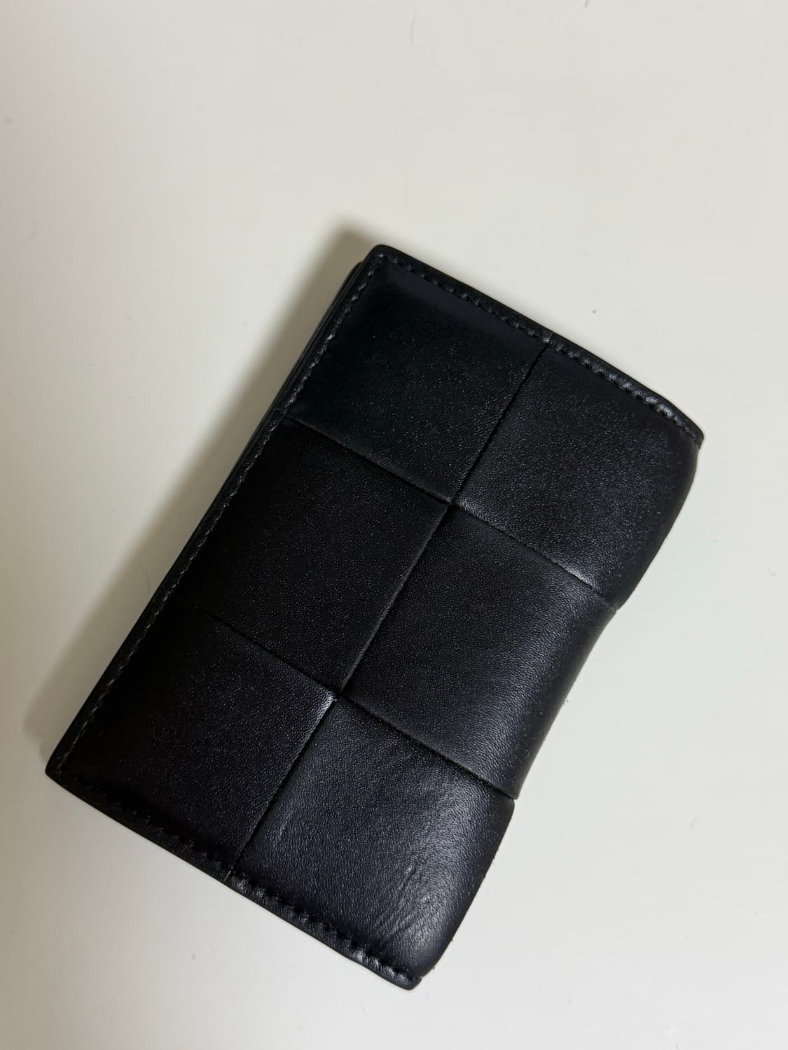 보테가베네타 플랩 지갑 상품이미지3