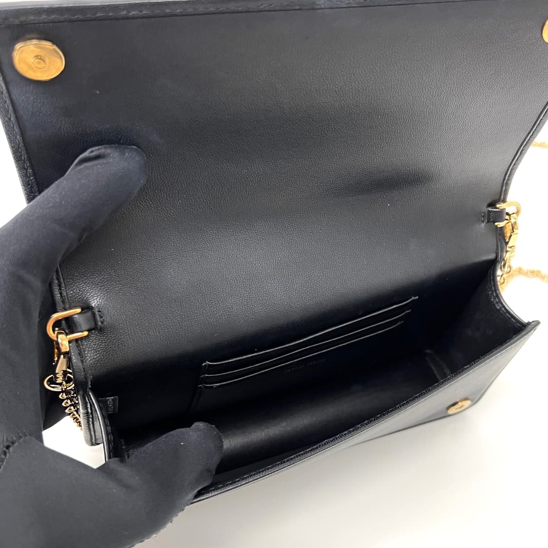 미우미우 마테라쎄 나파 체인 크로스백 블랙 (5ZH178) 상품이미지10