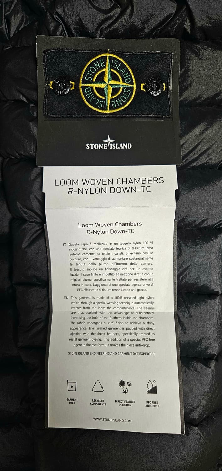(급처.정품보증서유)스톤아일랜드 25ss 룸우븐 경량패딩 M 새제품 상품이미지4