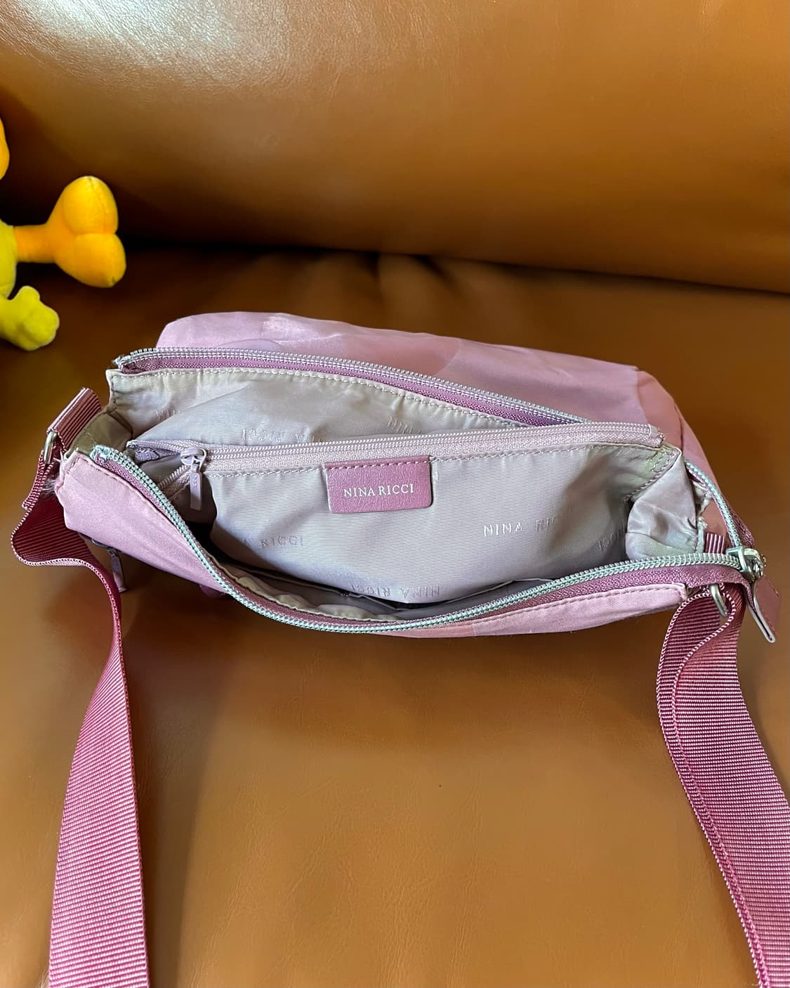 Old NINA RICCI France Big Dot Cross Bag 상품이미지10