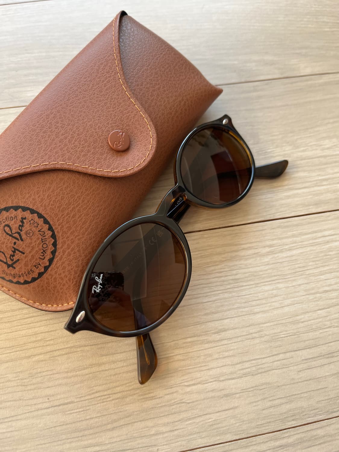 레이벤 선글라스 오벌 RB4315 상품이미지1