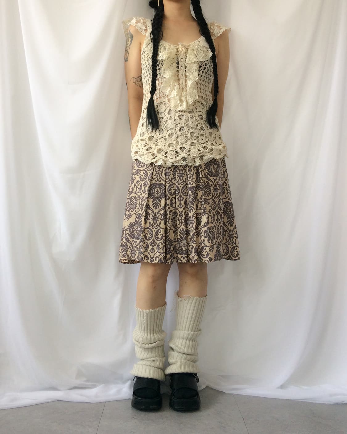 Lace trimming crochet sleeveless 상품이미지1