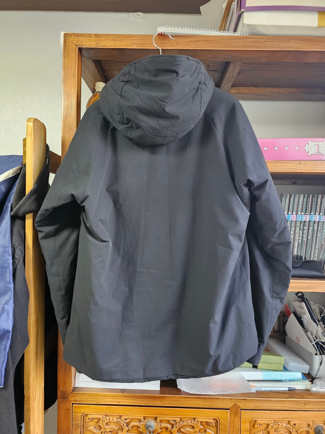 씨피 CP컴퍼니 블랙 패딩 자켓 105 팔아요 상품이미지7