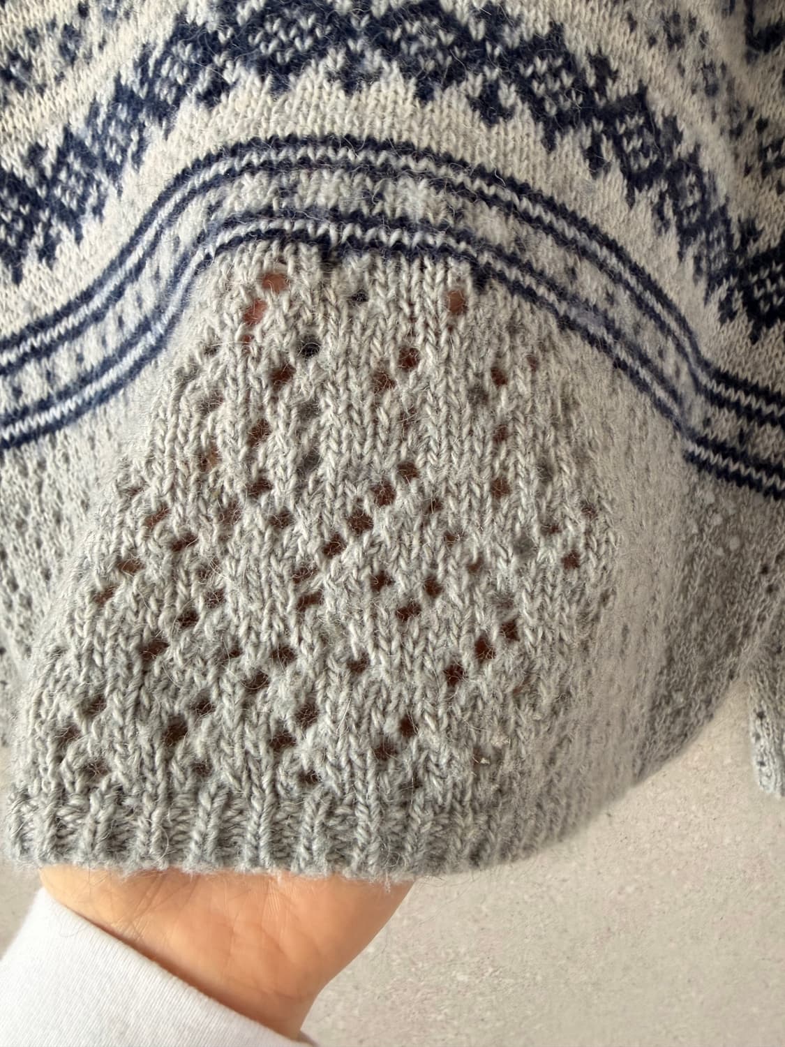 로리팜 울 혼방 패턴 여성 니트 스웨터 상품이미지3