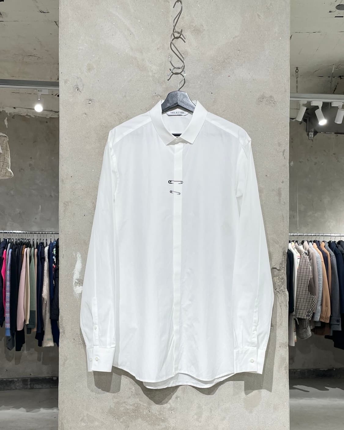 닐바렛 화이트 페이크 클립 히든 버튼 코튼 셔츠 상품이미지1