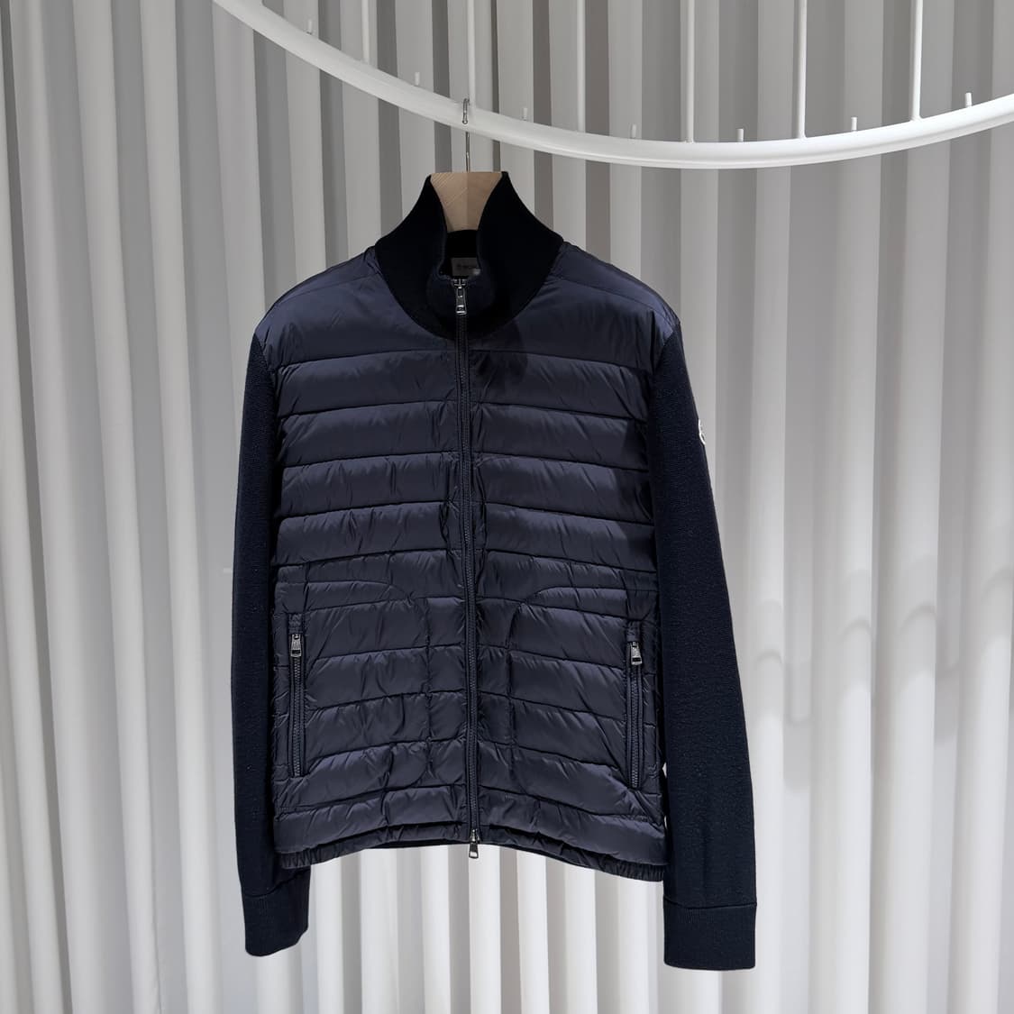 L / 몽클레어 로고 블랙 김현우 니트패딩 상품이미지2