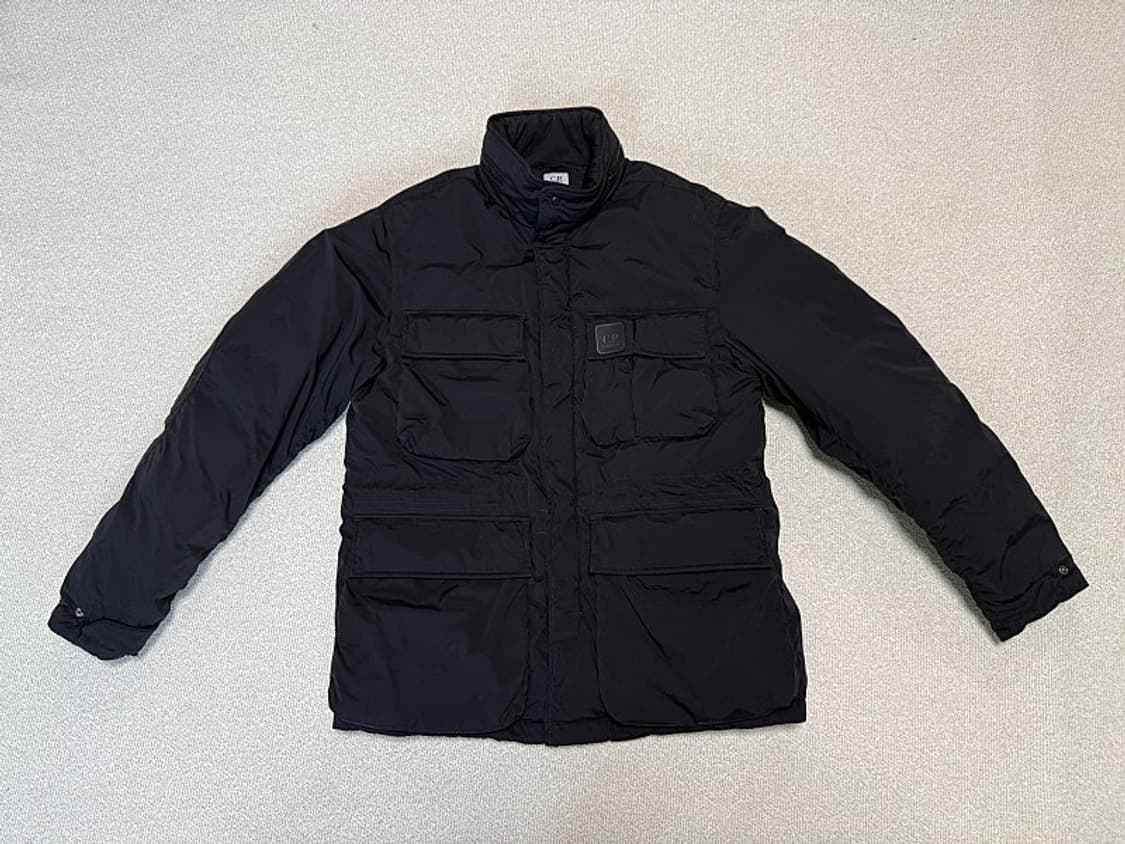 C.P 컴퍼니 나이크라 R 가먼트다이드 패딩 남성용 105사이즈 상품이미지1