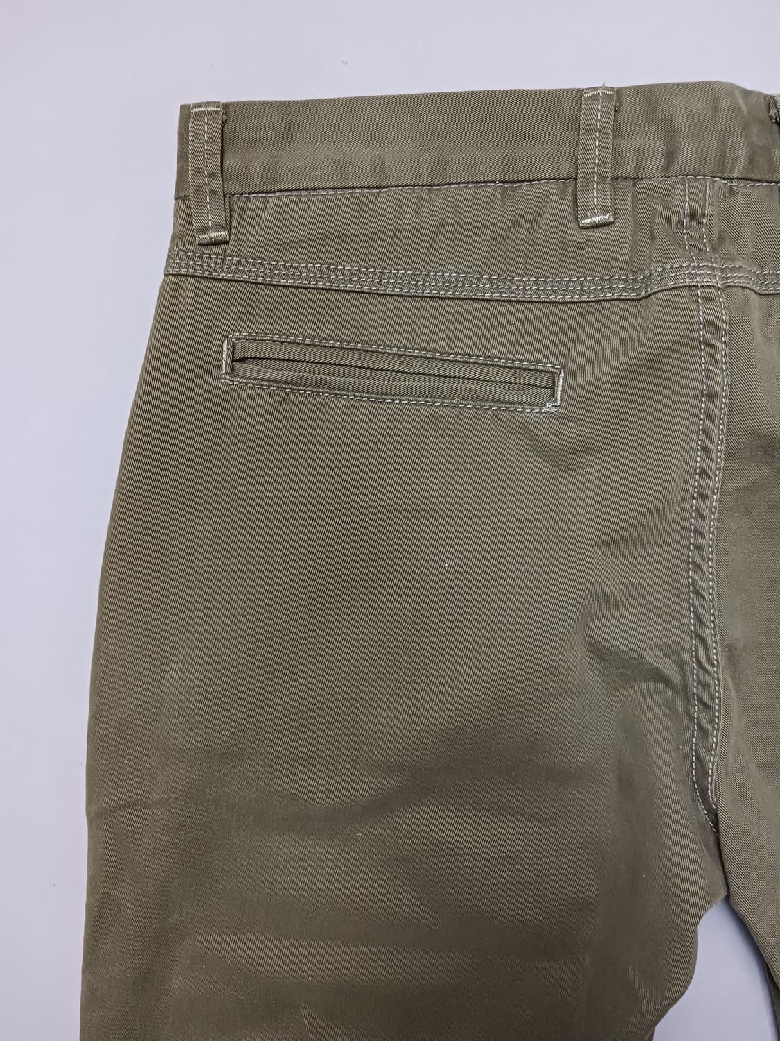 새제품 [34] 슈퍼드라이 슬림2핏 카키 치노 팬츠 상품이미지8