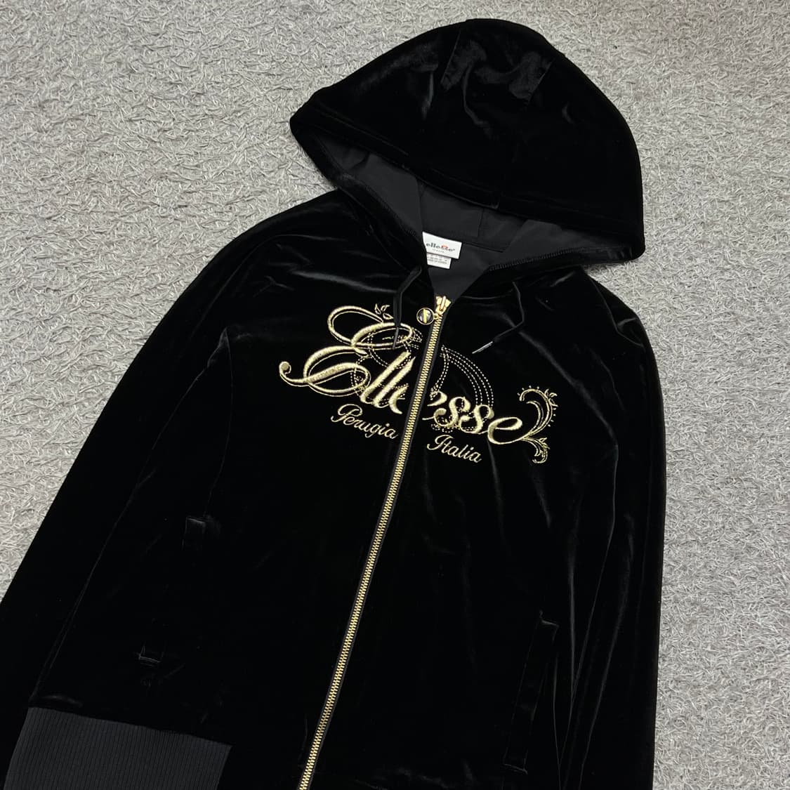 [우먼95] 엘레쎄 벨벳 후드집업 상품이미지1