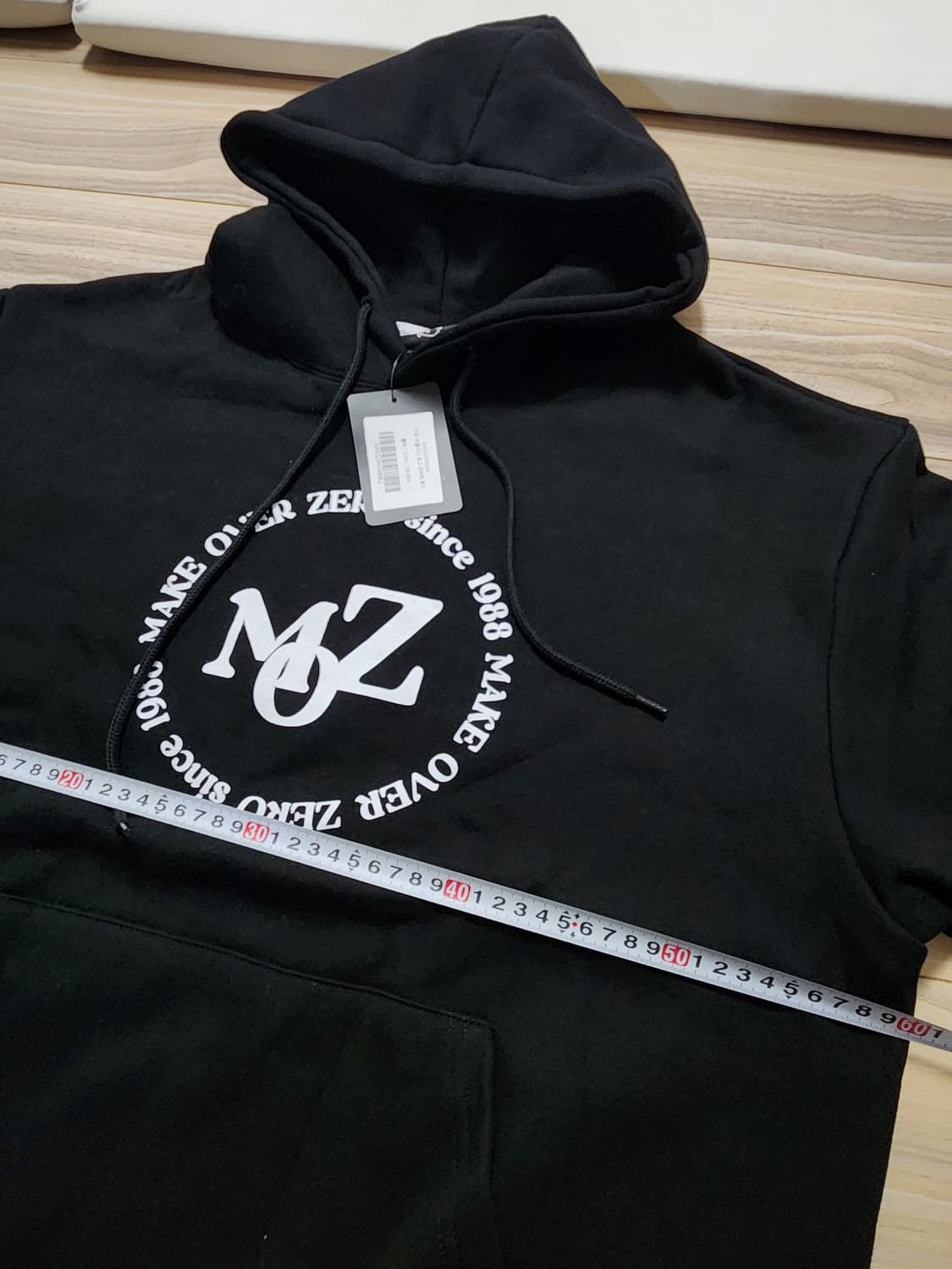 모즈모즈써클샤인로고기모후드티블랙 상품이미지6