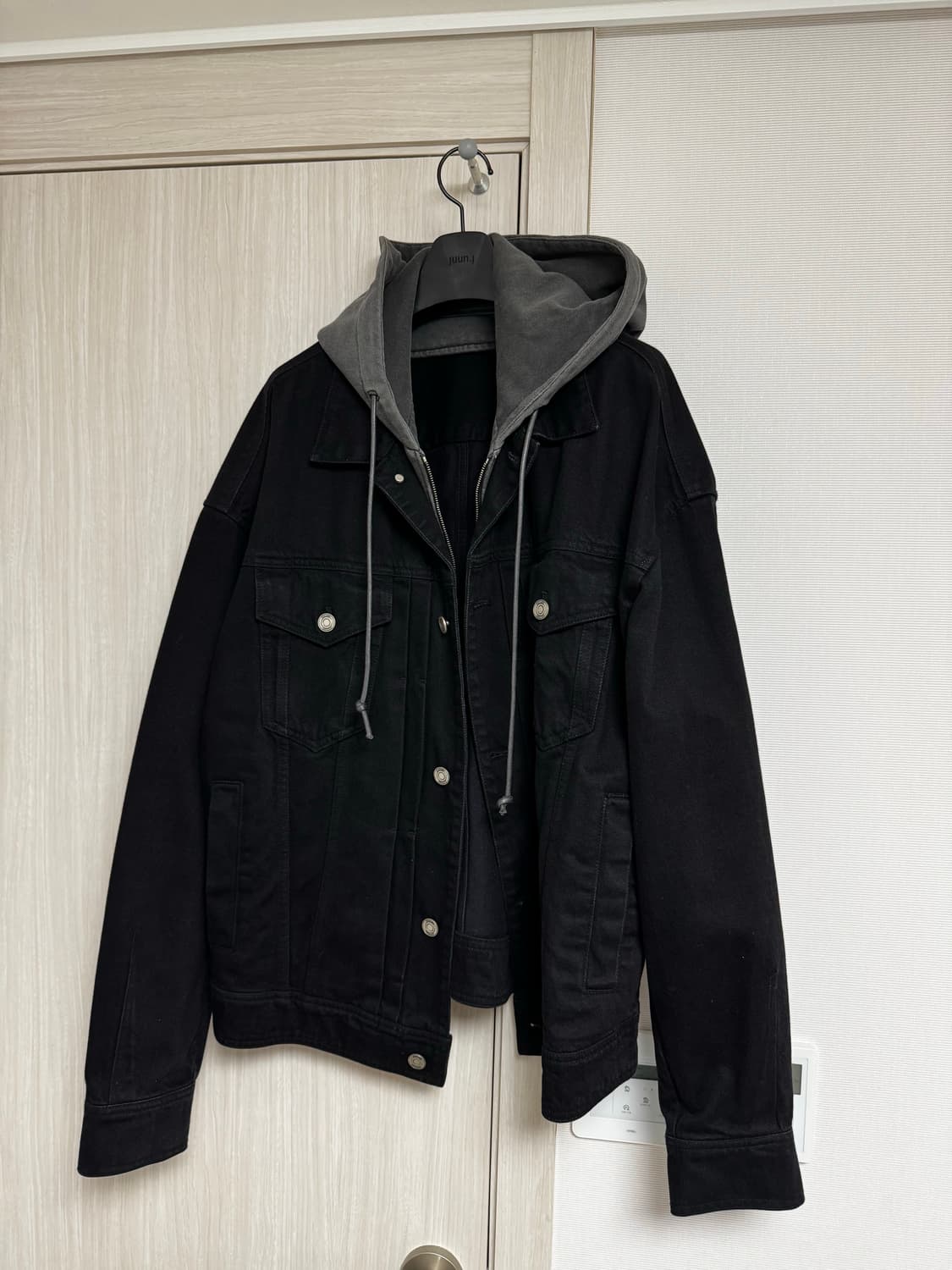 [50] 준지 디테처블 데님 트러커 블랙 상품이미지2