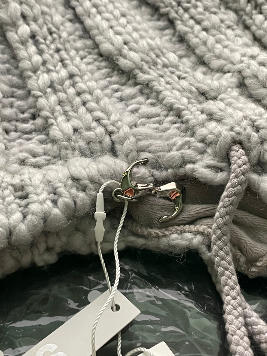 [새상품] 오호스 브레이디드 이어플랩 비니 그레이 상품이미지2