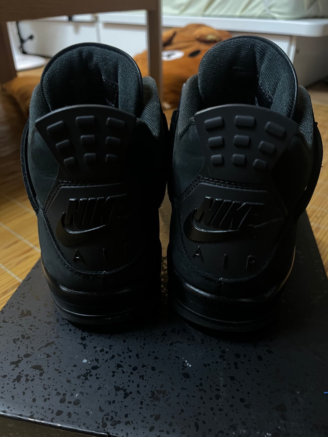 조던 4 레트로 블랙캣 2025 (270) 상품이미지5