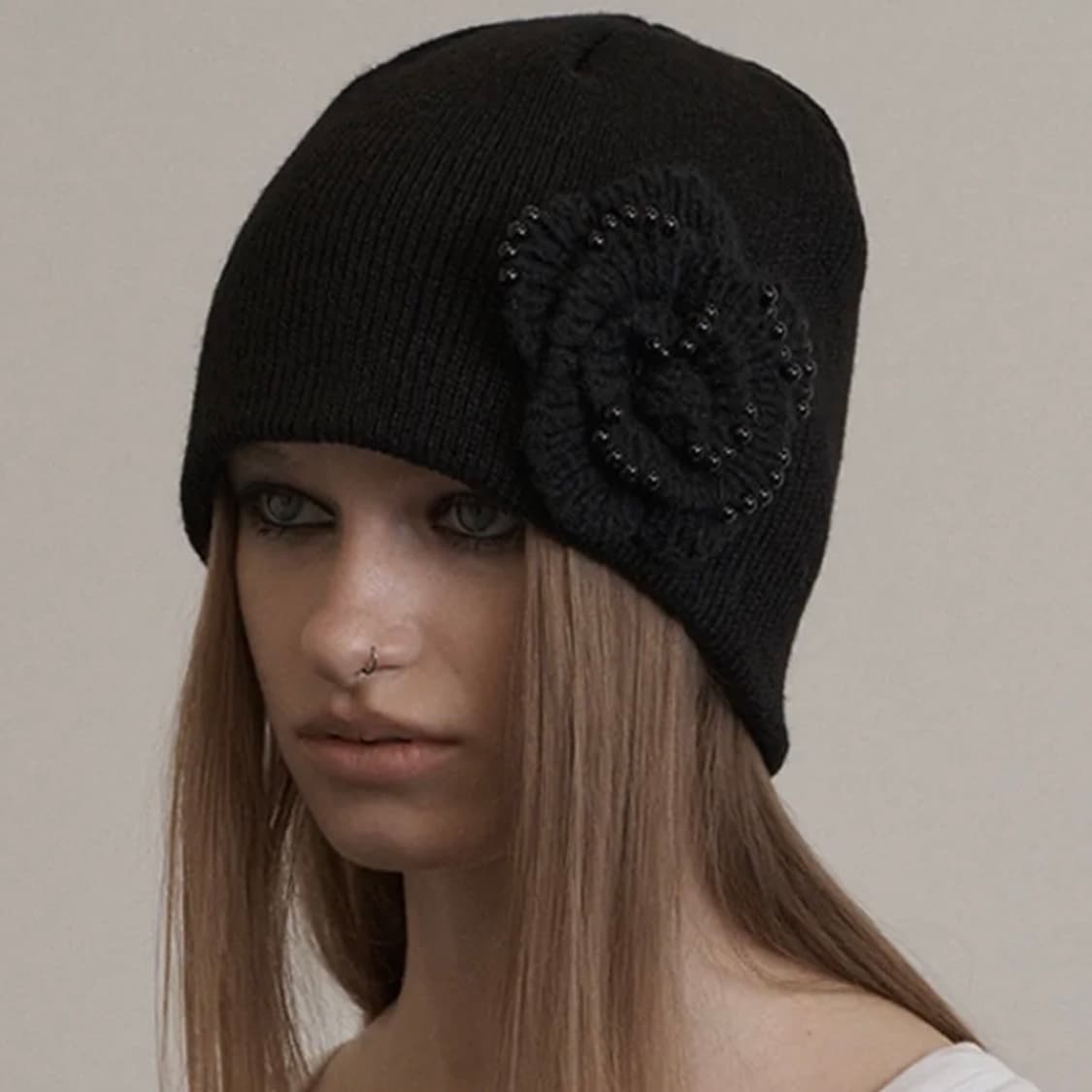 셋업이엑스이 PEARL CORSAGE BEANIE / BLACK 상품이미지1