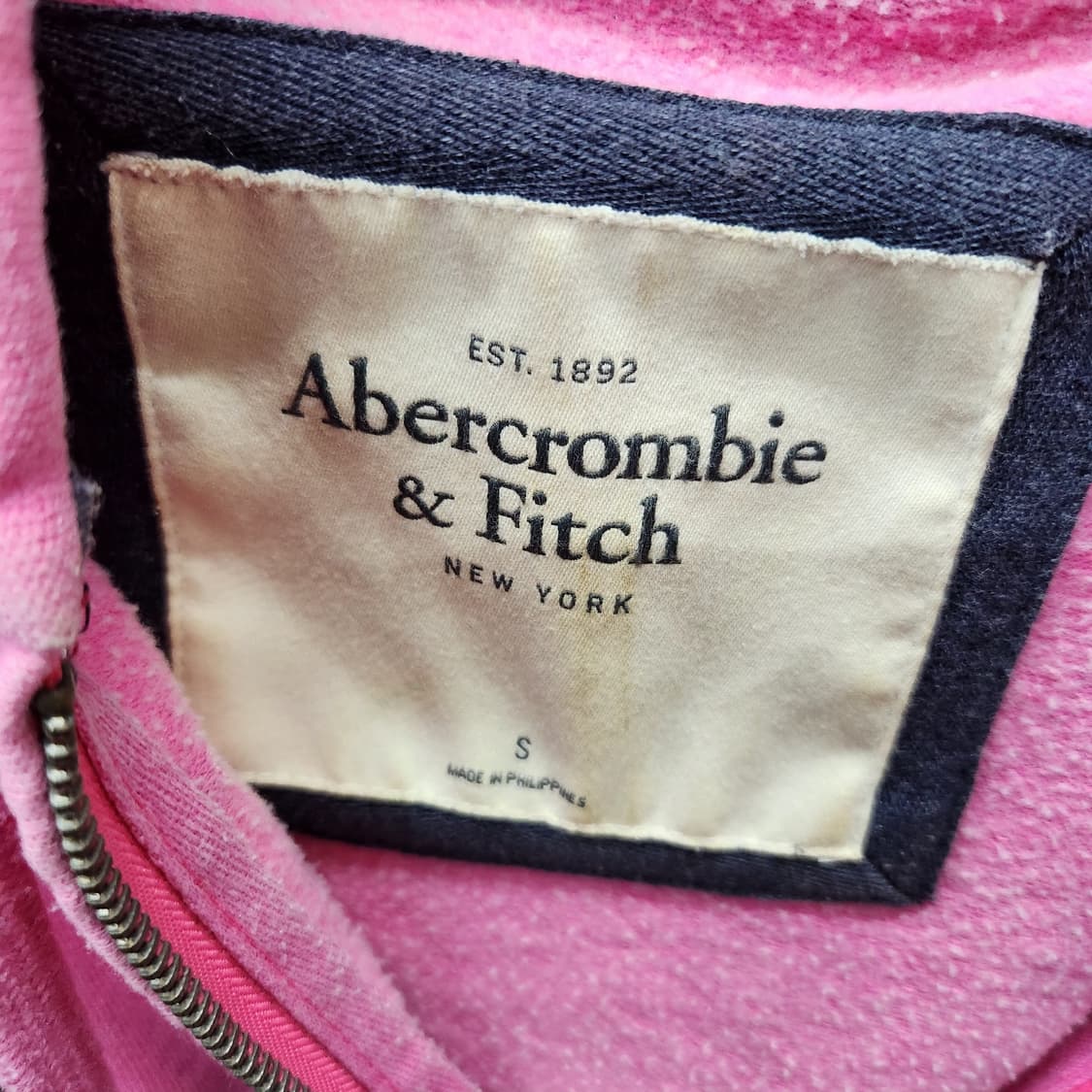 아베크롬비 Y2K 빅로고 후드집업 S(S) 상품이미지5