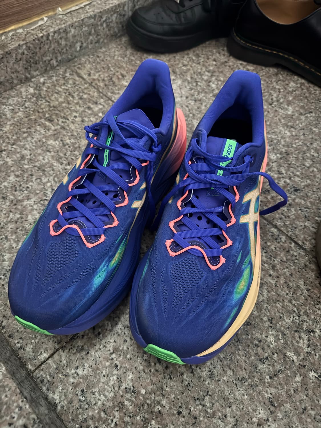 아식스 슈퍼블라스트3 상품이미지1