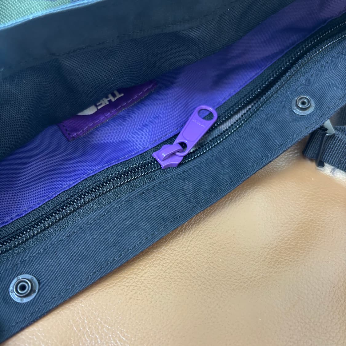 팔라스x노스페이스 퍼플라벨 나나미카 코듀라 카모 샤코슈 크로스백 가방 상품이미지9