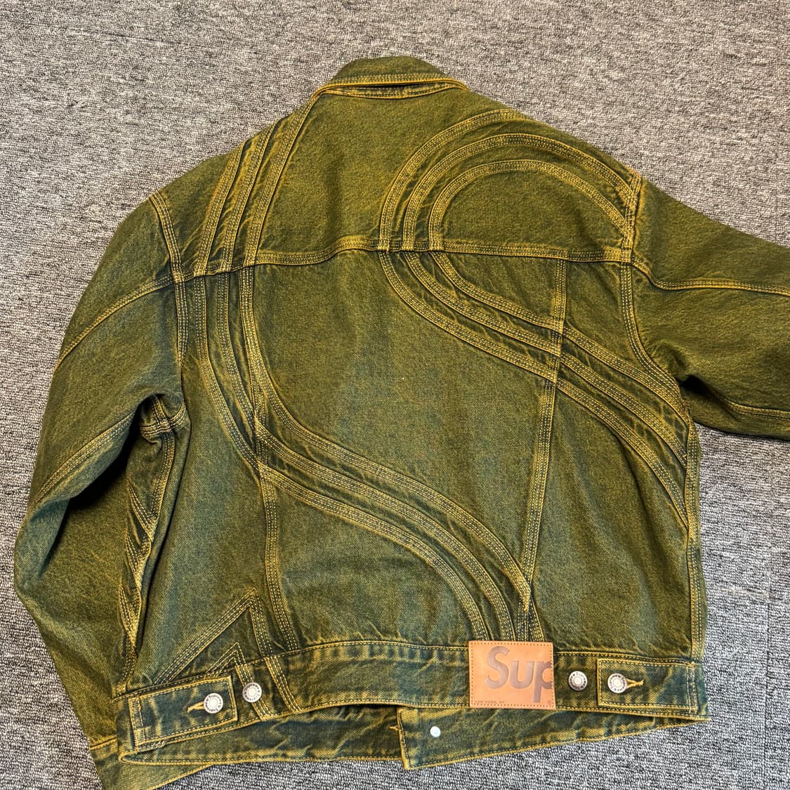 s 슈프림 S 로고 데님 트러커 자켓 더티 - 24SS 상품이미지3