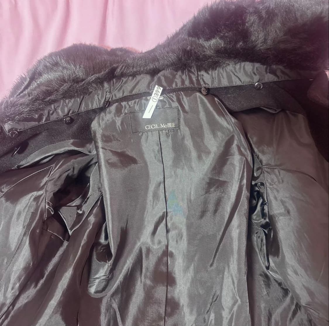 세실맥비 대장템 블랙 A라인 퍼카라 코트 오네갸루 쿠로갸루 상품이미지3