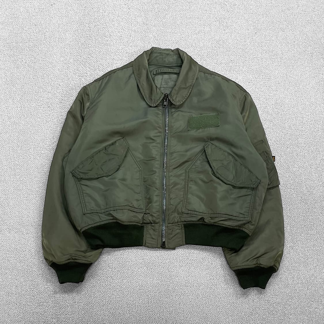 알파인더스트리 90s CWU-45p 플라이트 자켓 카키 상품이미지1