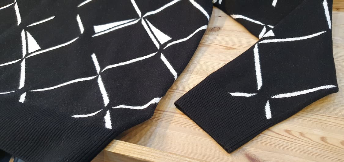 110.Lynx 브이넥 스판니트  상품이미지6