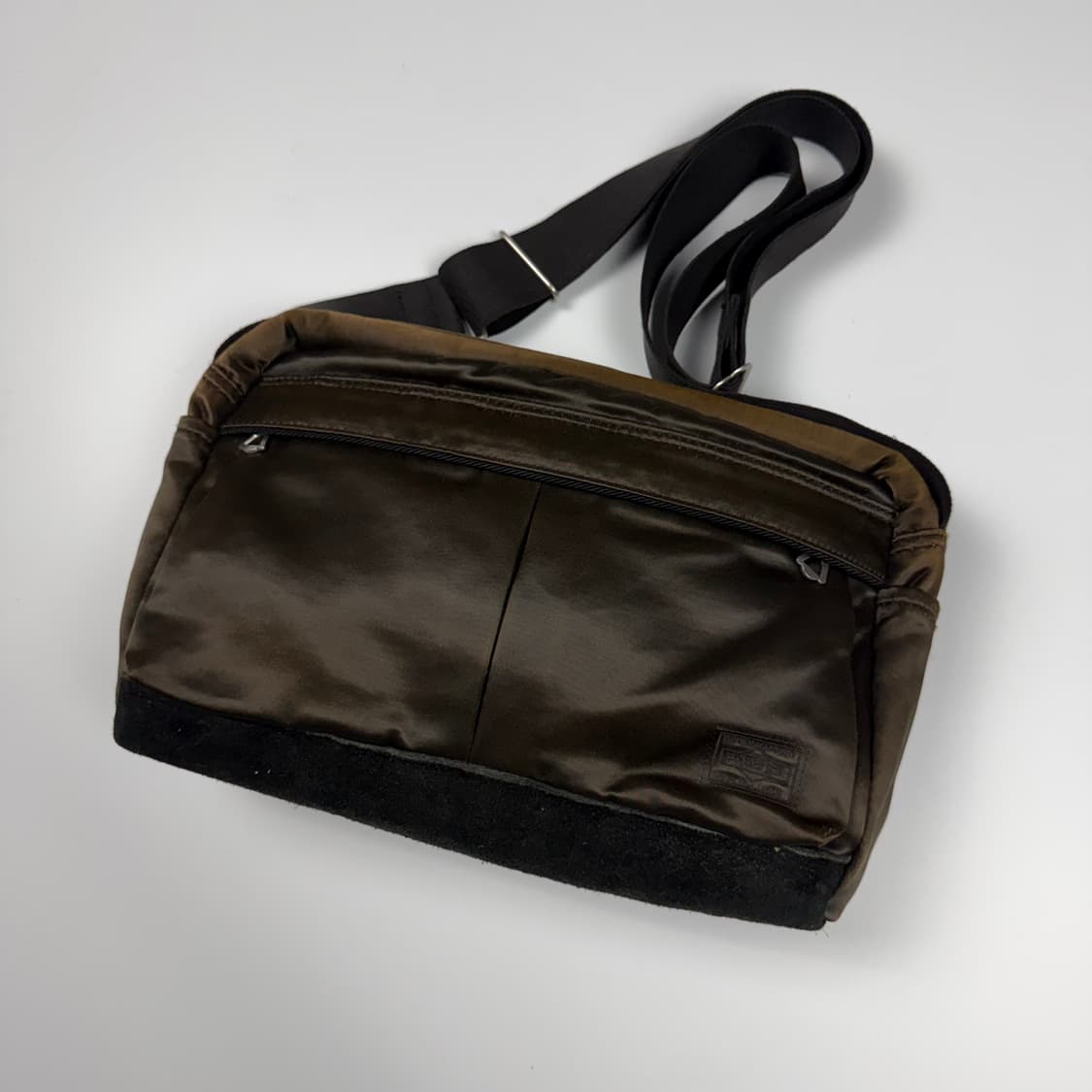 요시다포터 페이드 숄더백 다크브라운 상품이미지2