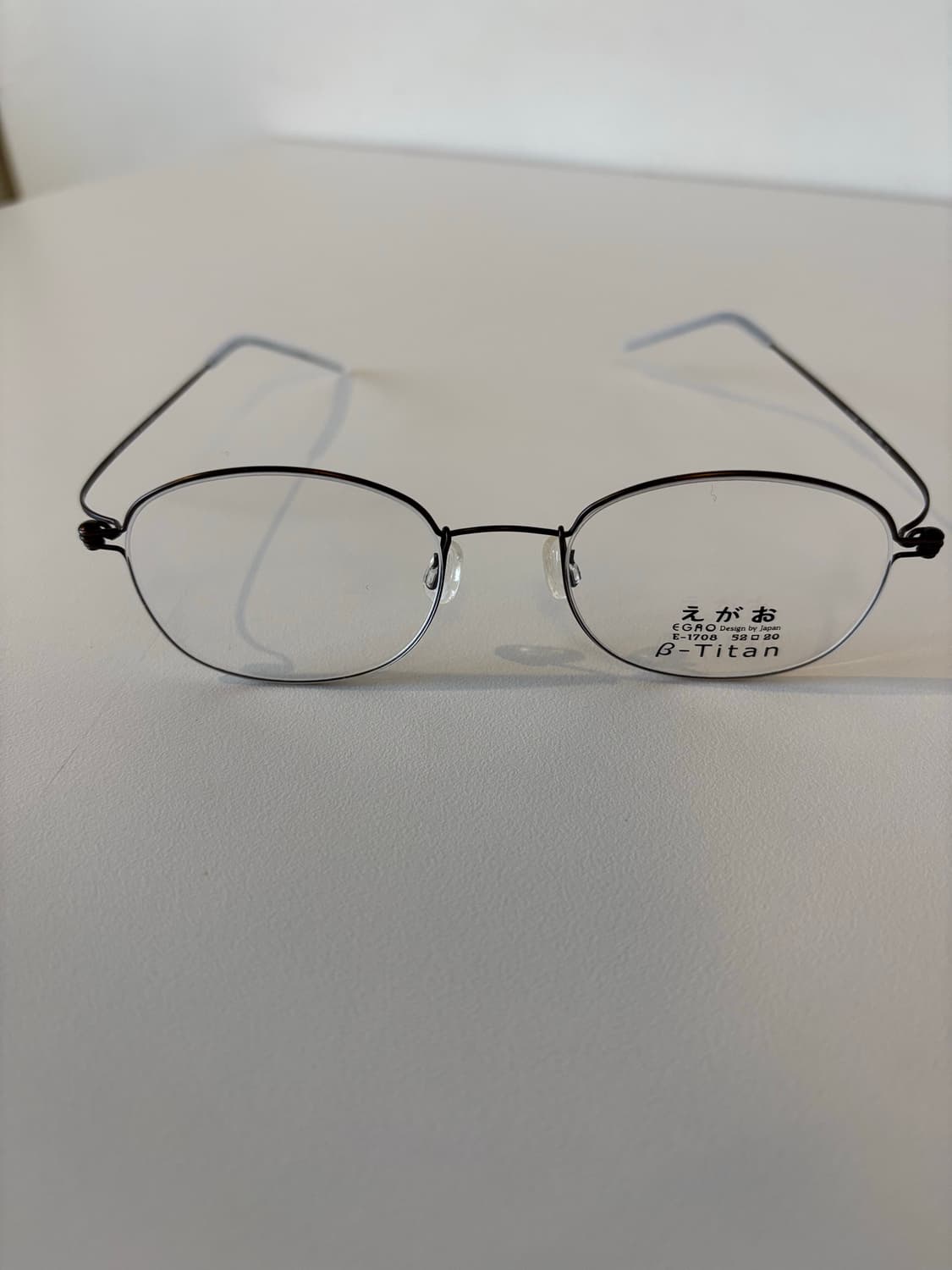 초경량 티타늄 라운드프레임 안경테 상품이미지4