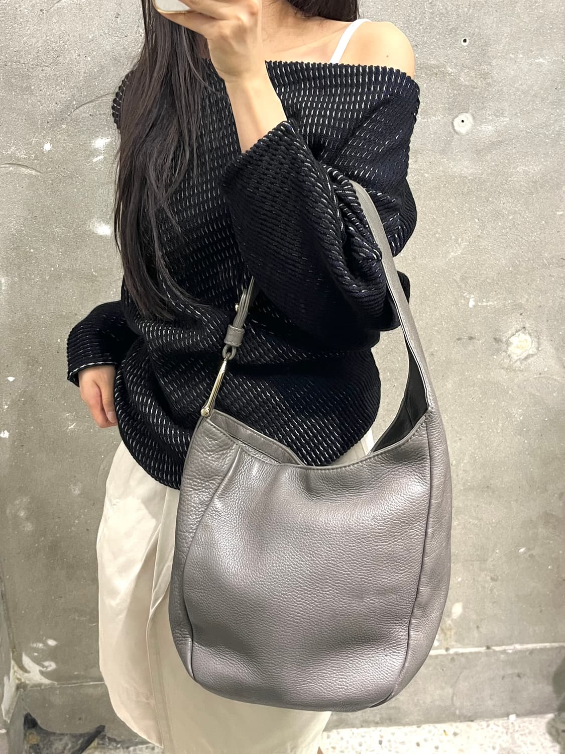 Gucci 구찌 차콜그레이 레더 숄더백 상품이미지1