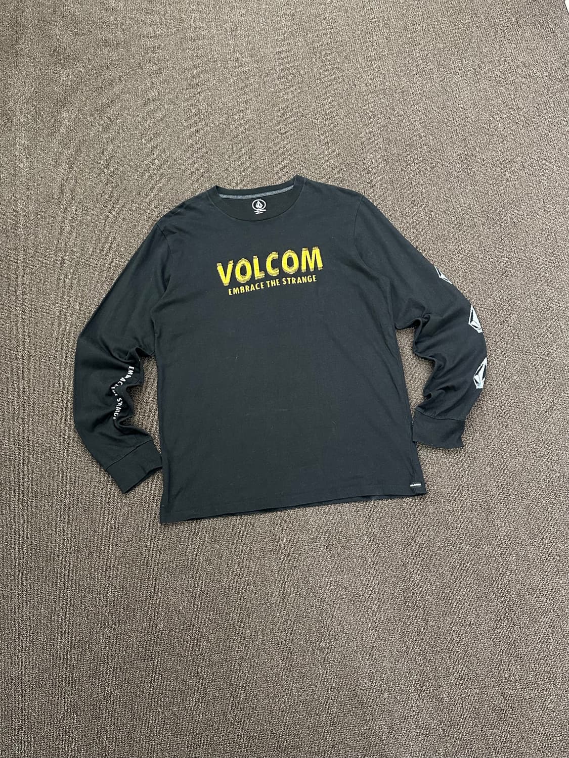 L)Volcom vintage 프린팅 블랙 롱슬리브 상품이미지3