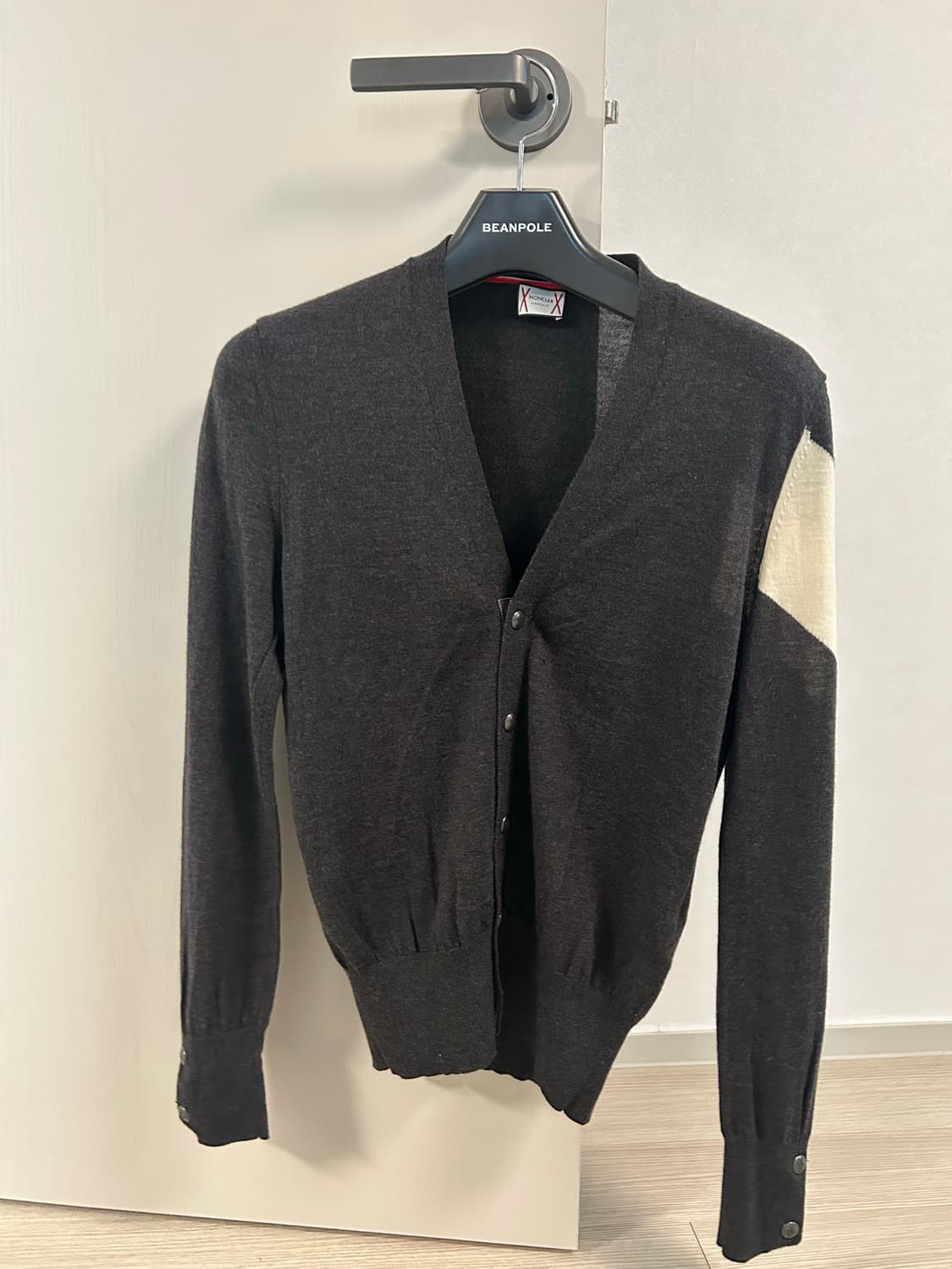 몽클레어 감마블루 가디건 상품이미지1