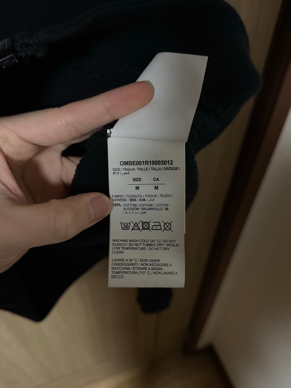 오프화이트 유화 후드집업 블랙  상품이미지9