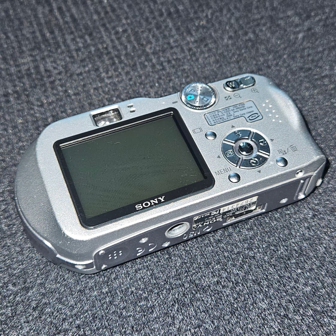 소니 사이버샷 DSC-P200 빈티지 디카 판매합니다 상품이미지2