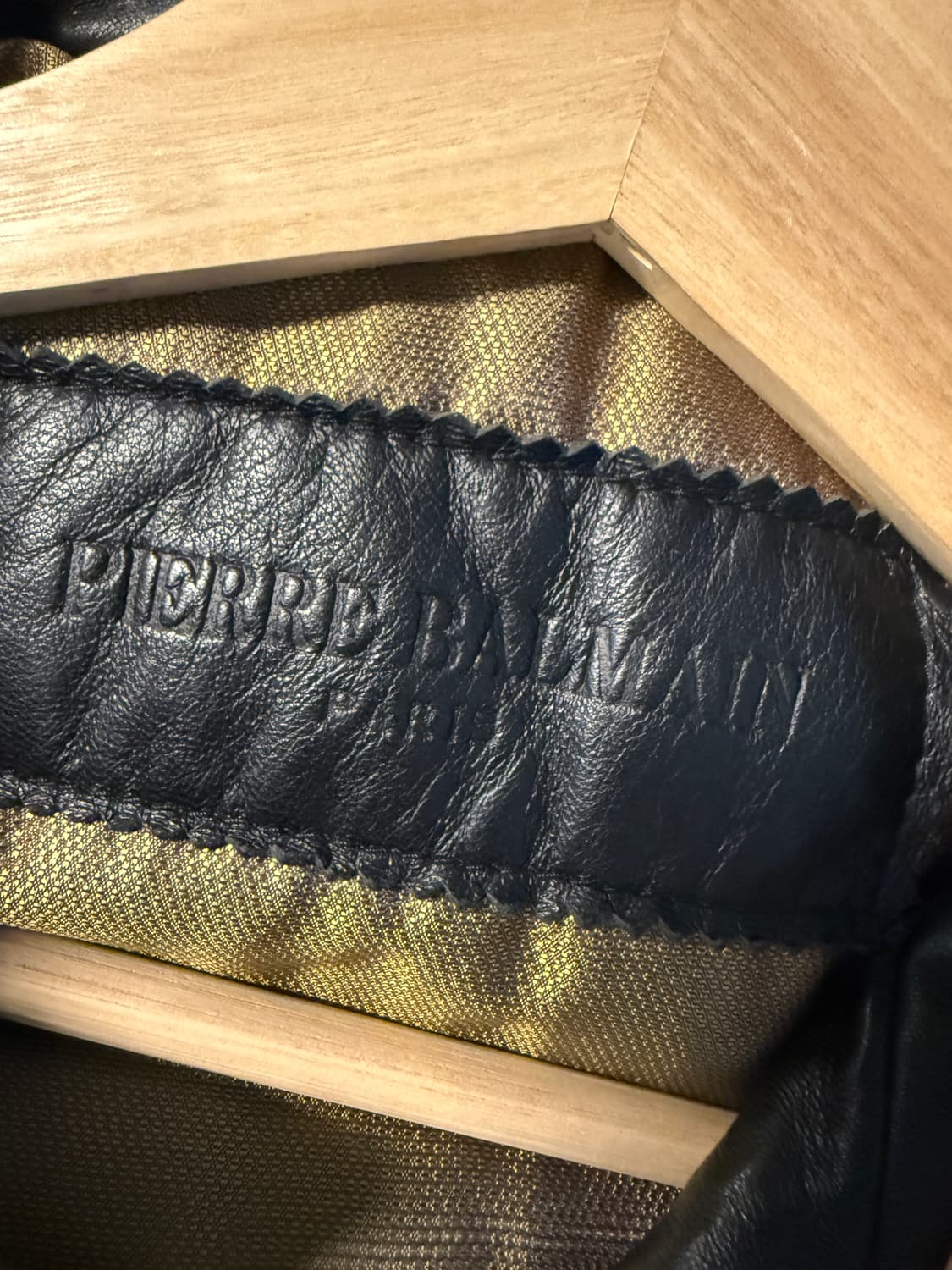 피에르 발망 1990년대 양가죽 하프코트 퍼카라 블랙 상품이미지9