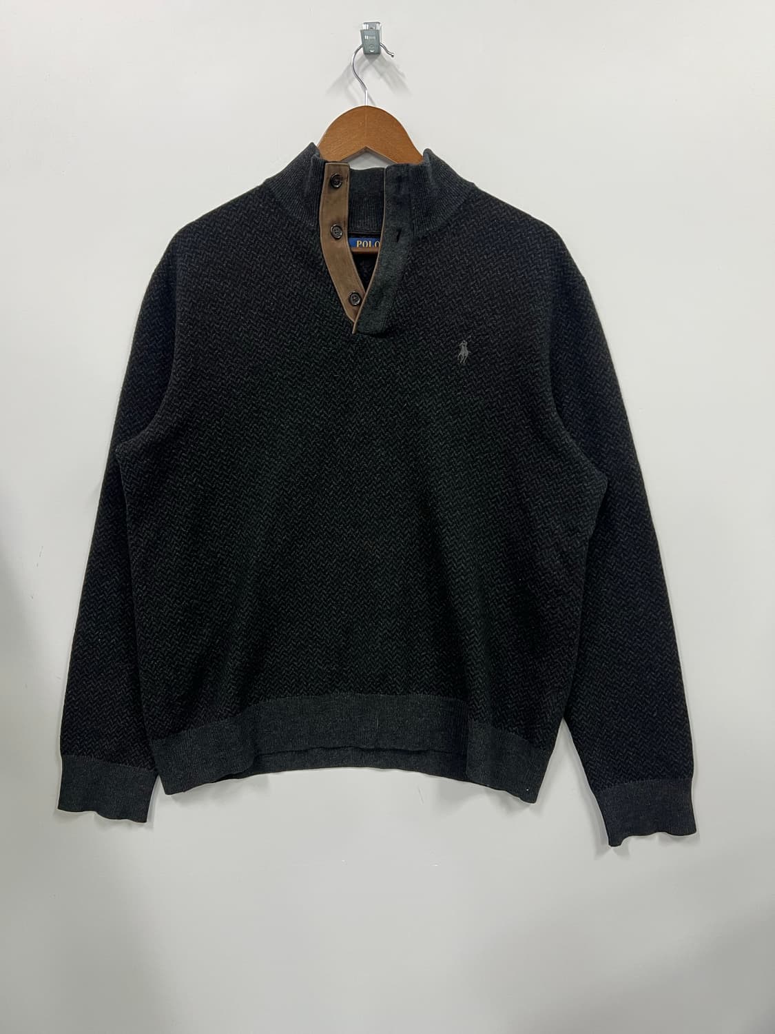 폴로 블랙 니트  상품이미지1