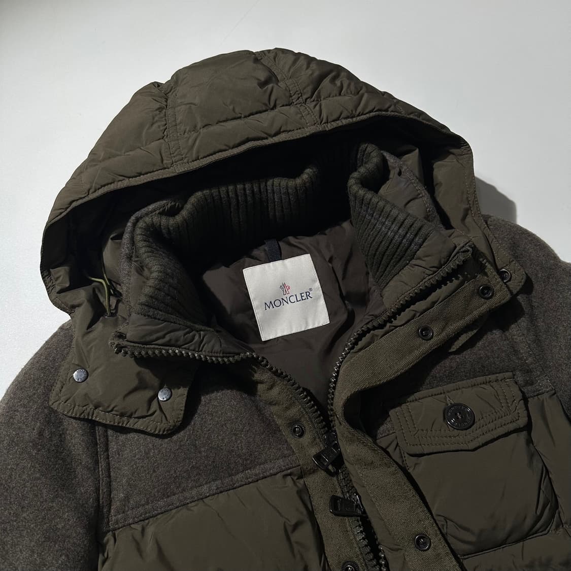 (매장판) 몽클레어 울 배색 EGIDE 구스다운 패딩 상품이미지5