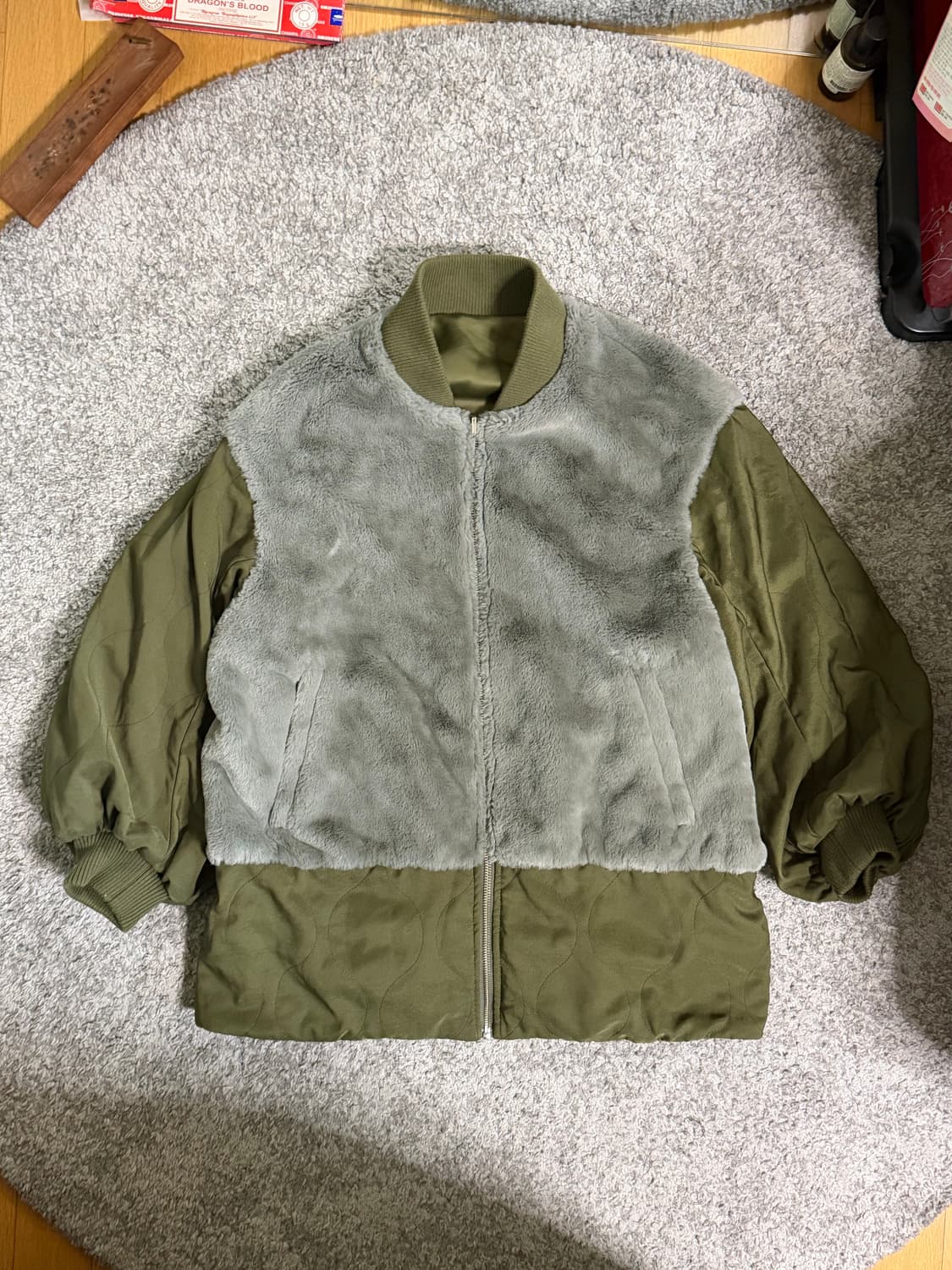 HARE 퍼 베스트 리버시블 MA-1 상품이미지3