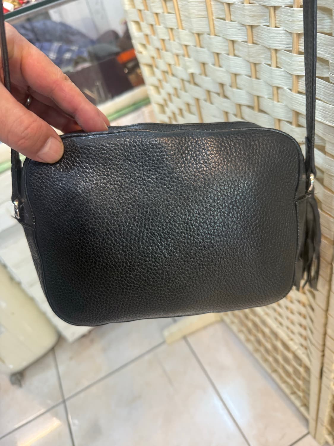 정품 구찌 스터디장식 소호 디스코백 팝니다 상품이미지4