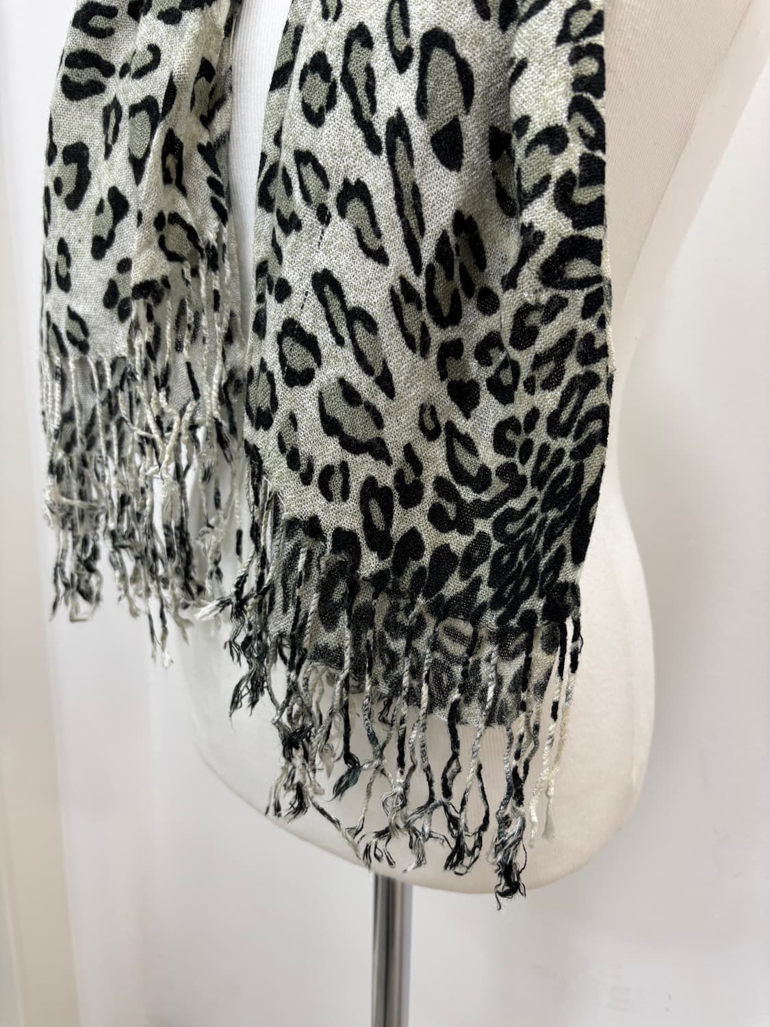 그레이 호피 레오파드 머플러 목도리 상품이미지4