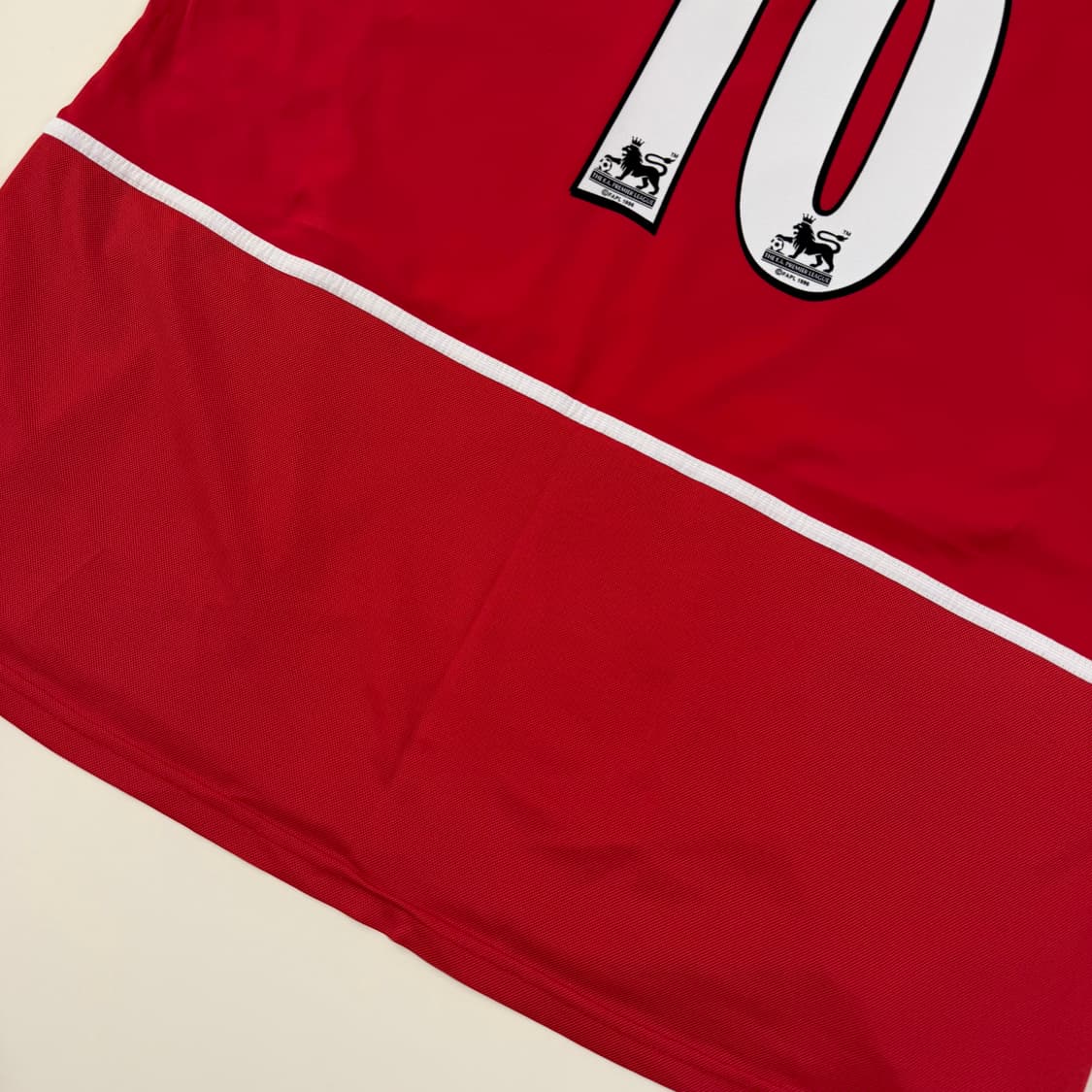 02-04 아스날 홈 베르캄프 유니폼 상품이미지3