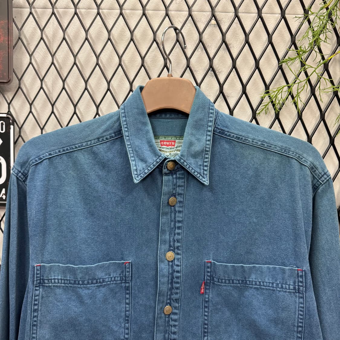 90s 리바이스 데님 셔츠 전면 투포켓 포인트 진청 상품이미지3