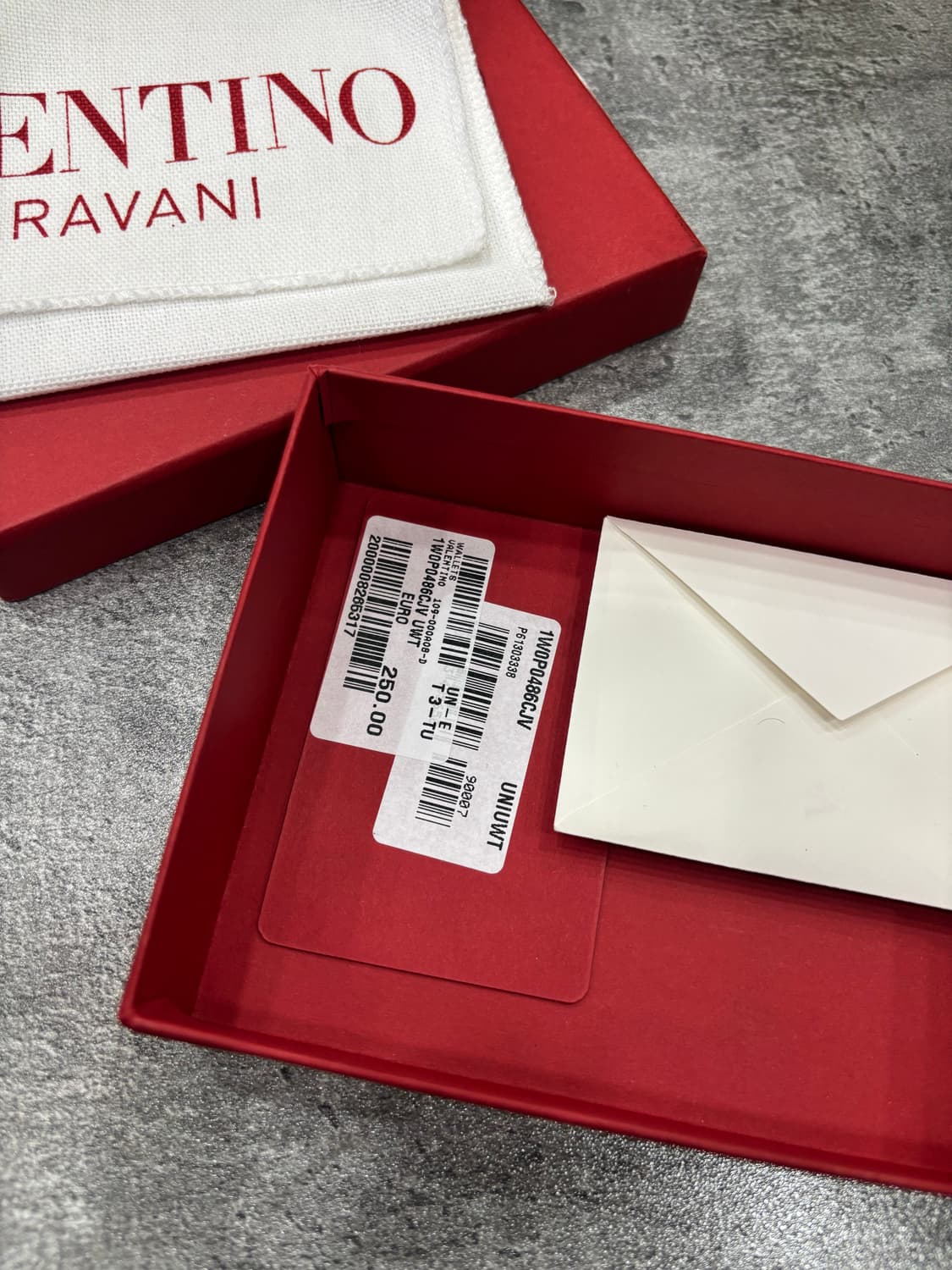 (새상품)발렌티노 락스터드 지갑 반지갑 핑크 카드지갑 베이비메탈클럽 상품이미지2