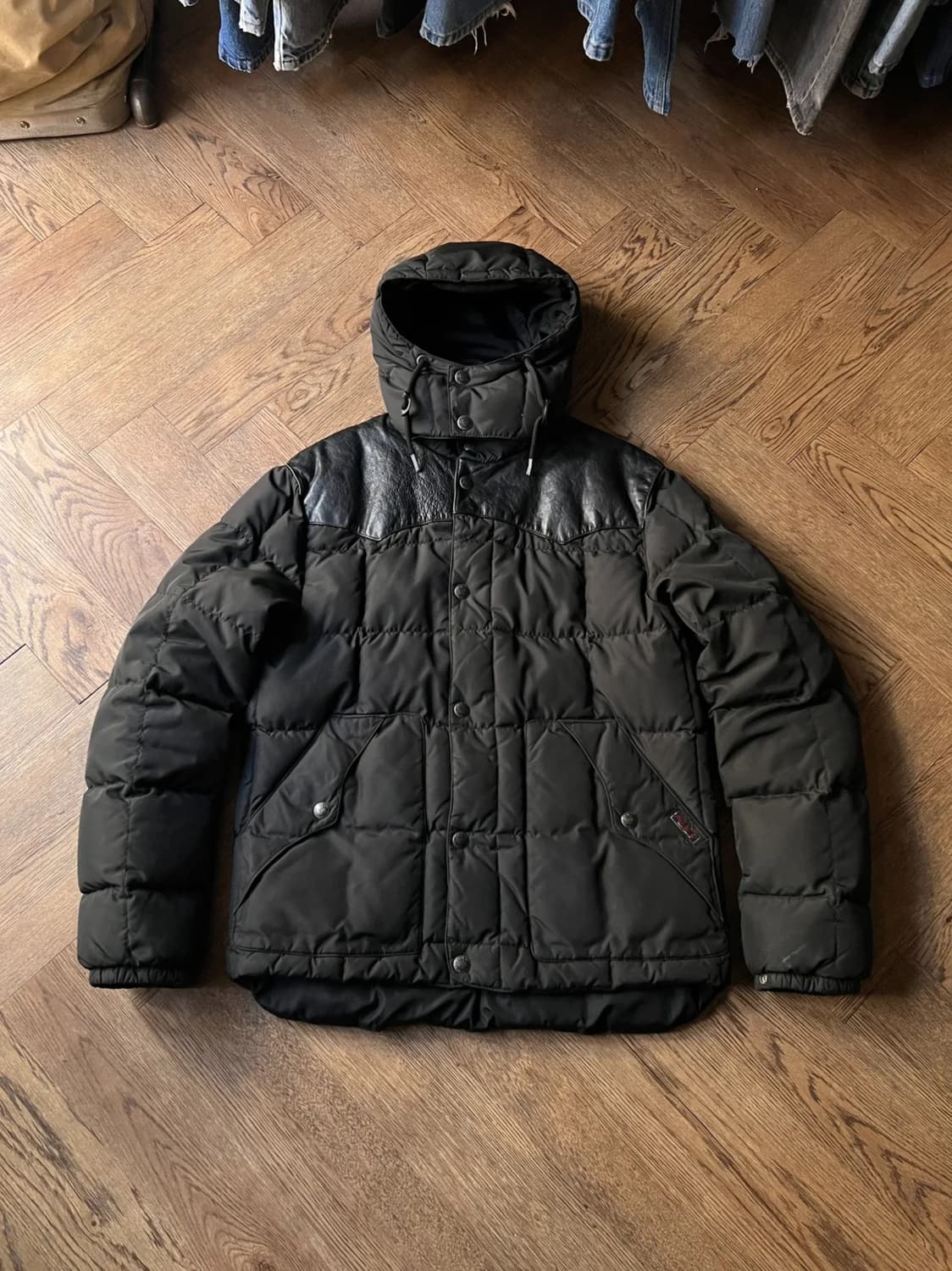 [M]폴로 랄프로렌 블랙 레더 요크 덕다운 패딩 상품이미지1